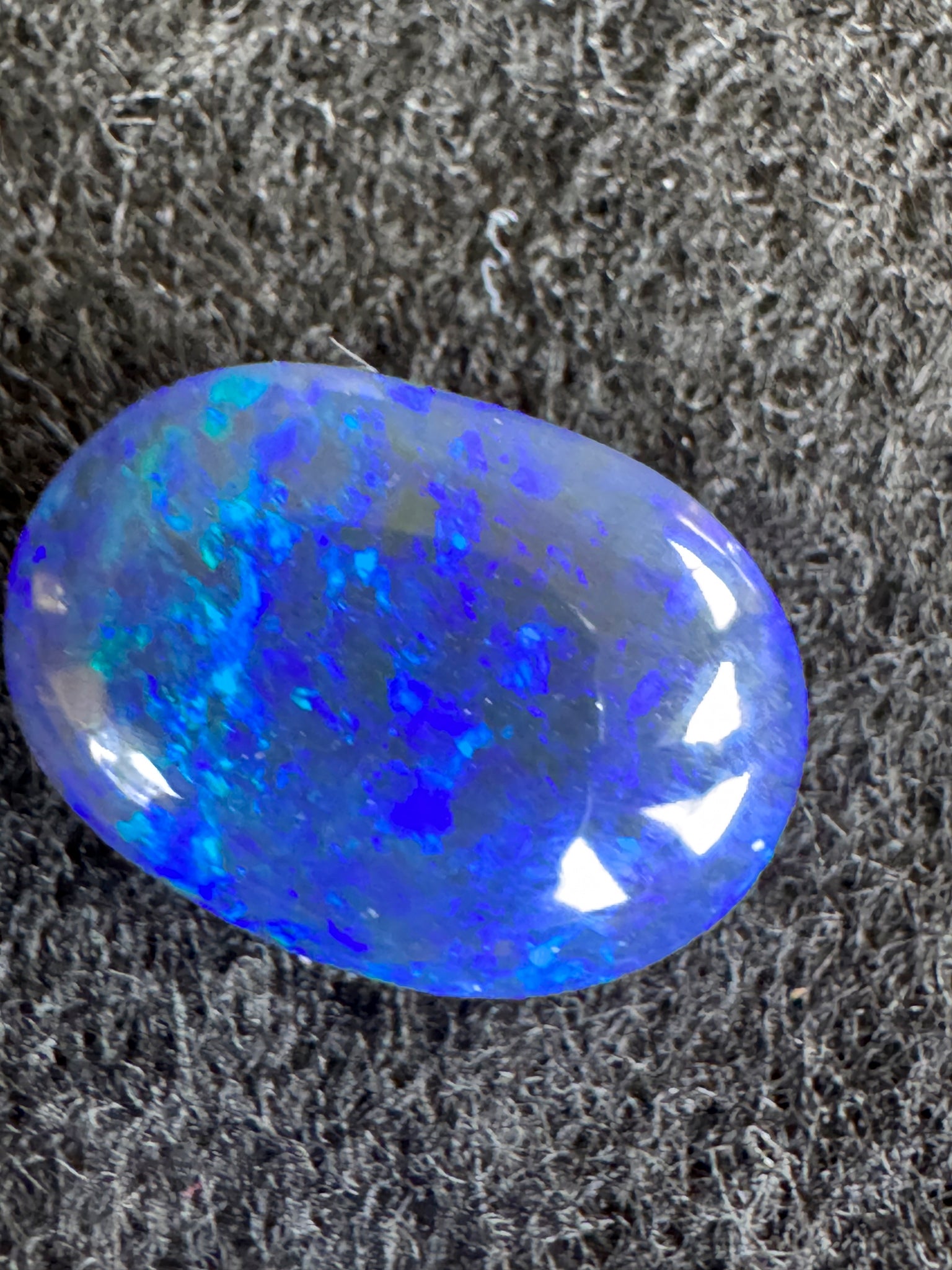 Lightning Ridge Black Opal – Natural Australian Opal Gemstone (4.55ct)