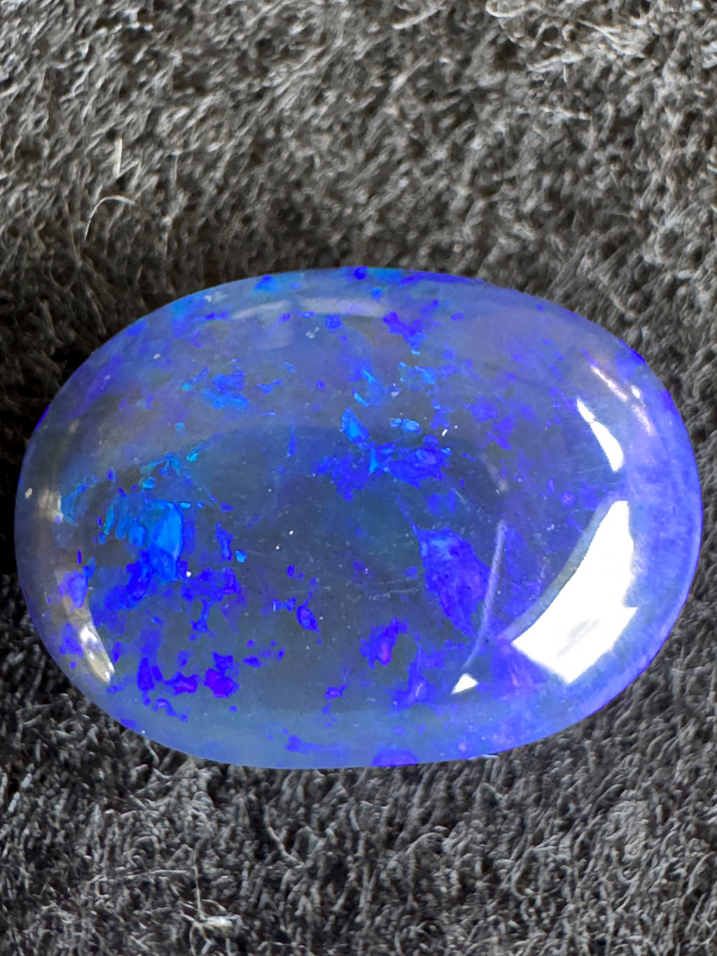 Lightning Ridge Black Opal – Natural Australian Opal Gemstone (4.55ct)