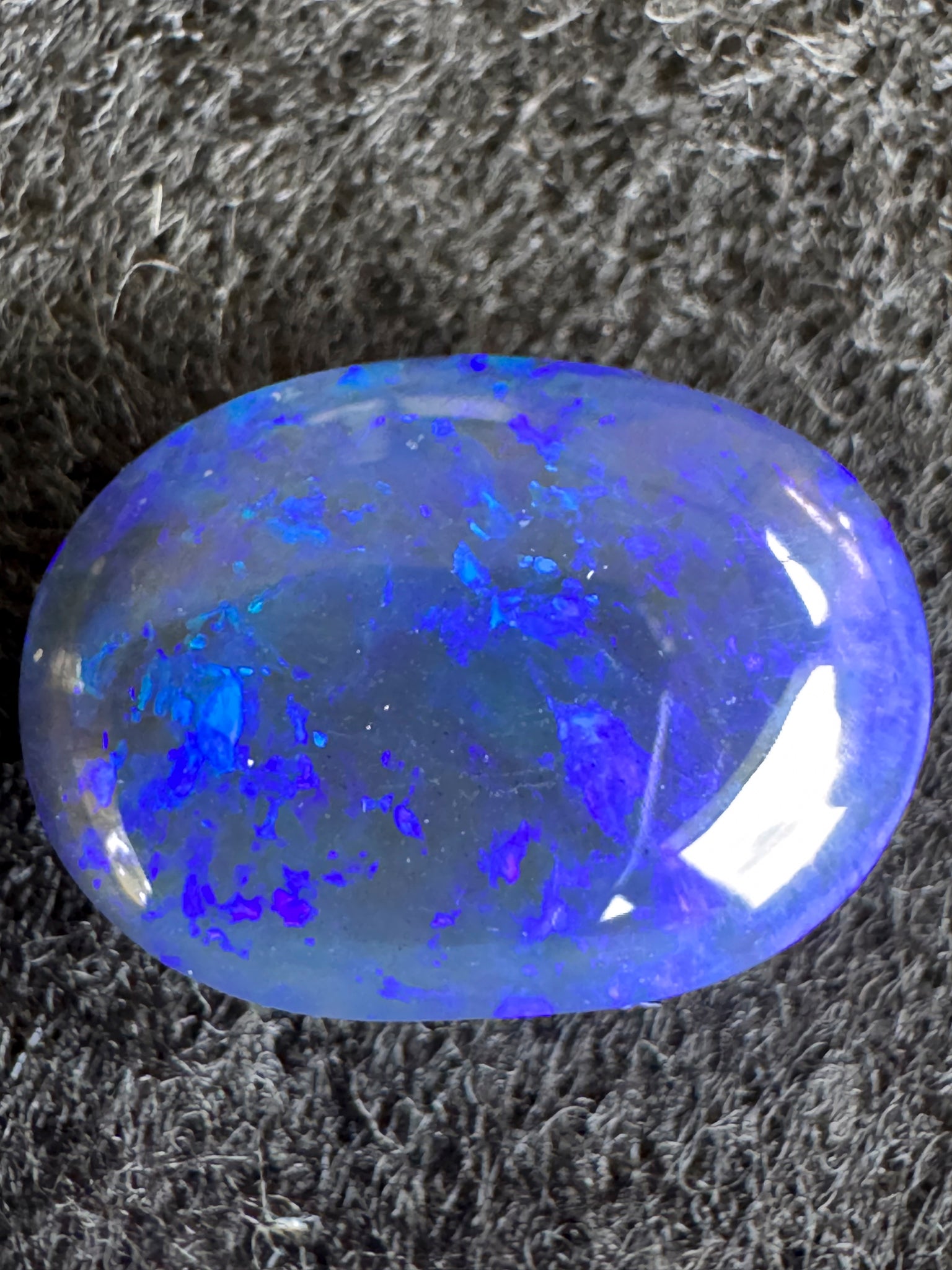 Lightning Ridge Black Opal – Natural Australian Opal Gemstone (4.55ct)